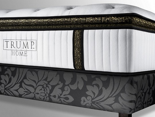 Luxusní postel gold splendor detail